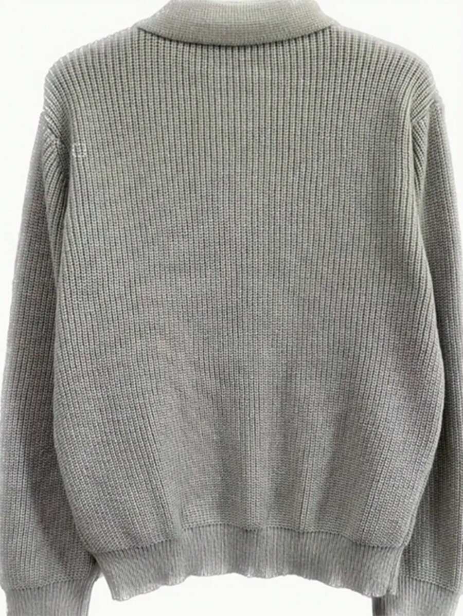Men’s Zip-Up Knitted Sweater