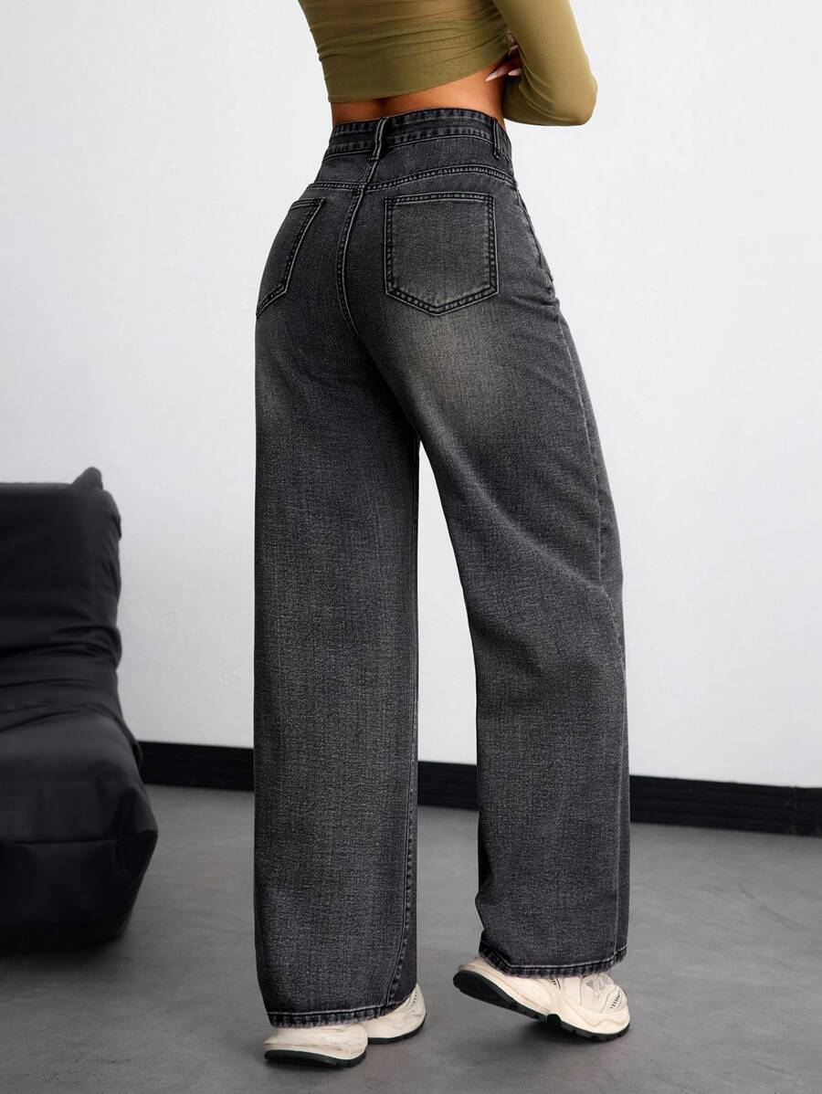Women's Retro Washed Straight-Leg Jeans – Mid-Waist