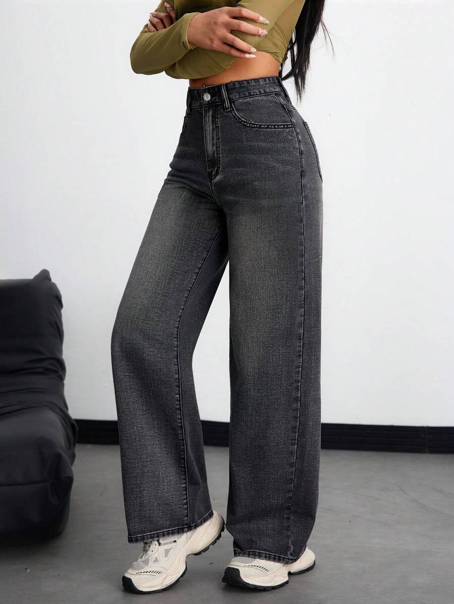 Women's Retro Washed Straight-Leg Jeans – Mid-Waist