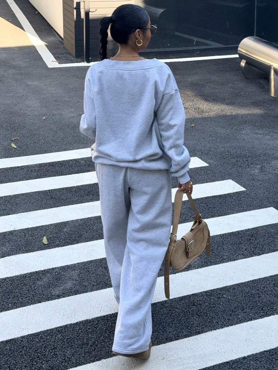 Women's 2-Piece Oversized Fleece Sweatshirt & Sweatpants Set – Navy (Autumn/Winter)