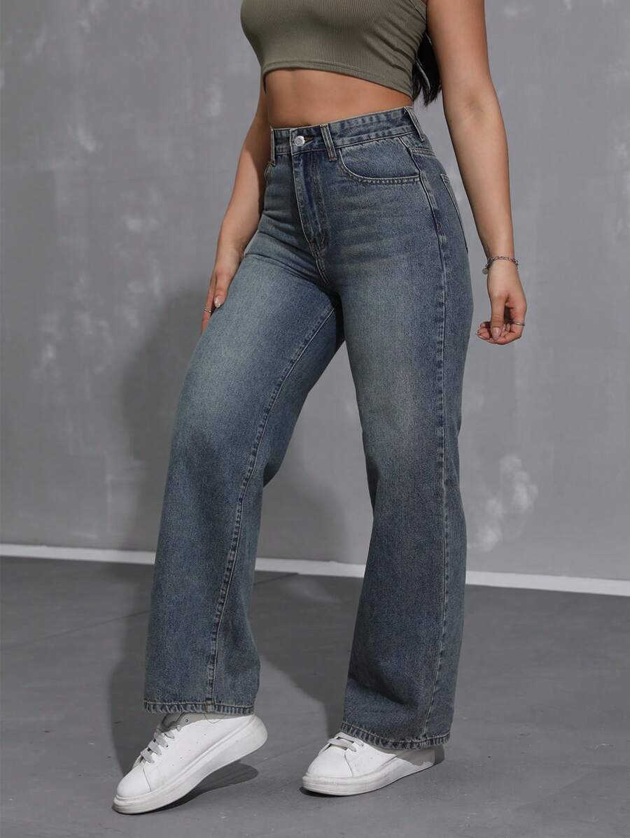 Women's Retro Washed Straight-Leg Jeans – Mid-Waist