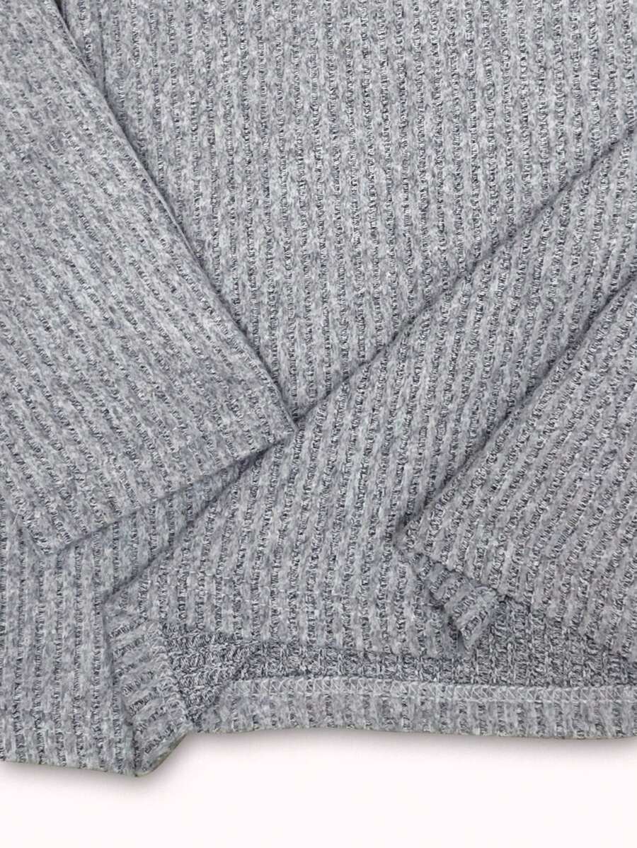 Basic V-Neck Long Sleeve Tee