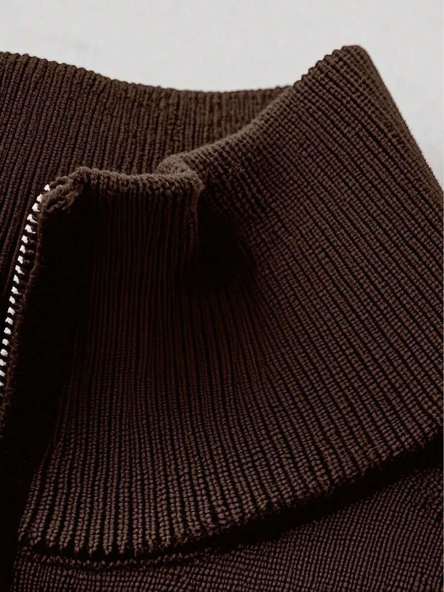 Men’s Half-Zip Stand Collar Sweater