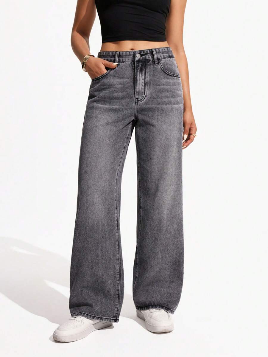 Women's Retro Washed Straight-Leg Jeans – Mid-Waist