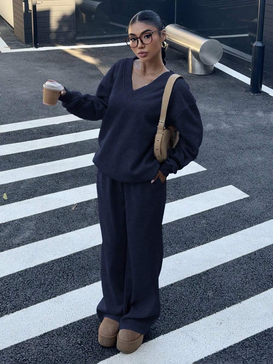 Women's 2-Piece Oversized Fleece Sweatshirt & Sweatpants Set – Navy (Autumn/Winter)