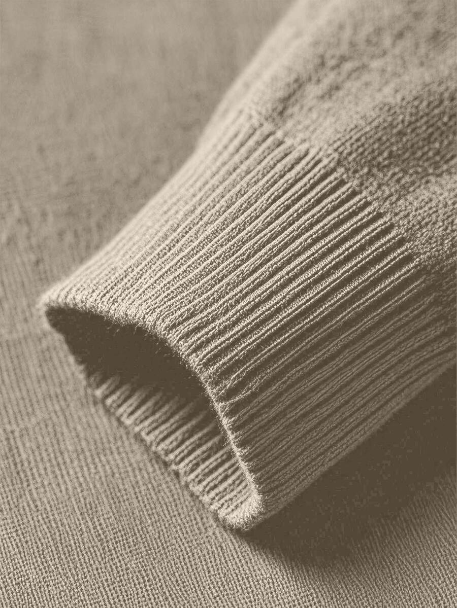 Men’s Half-Zip Stand Collar Sweater