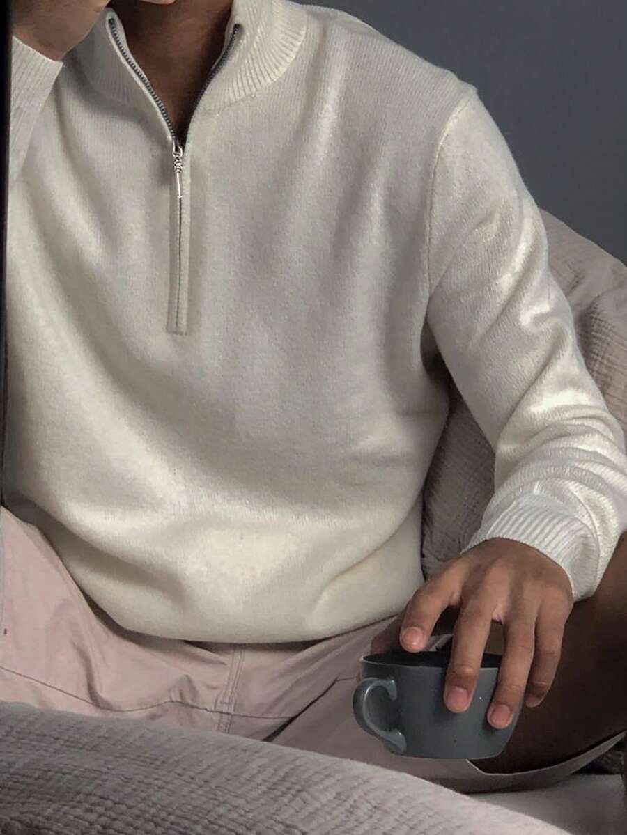 Men’s Half-Zip Stand Collar Sweater