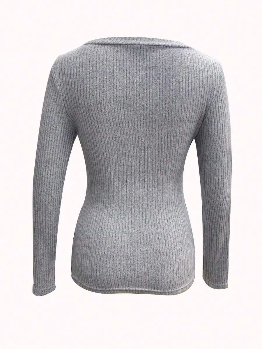 Basic V-Neck Long Sleeve Tee