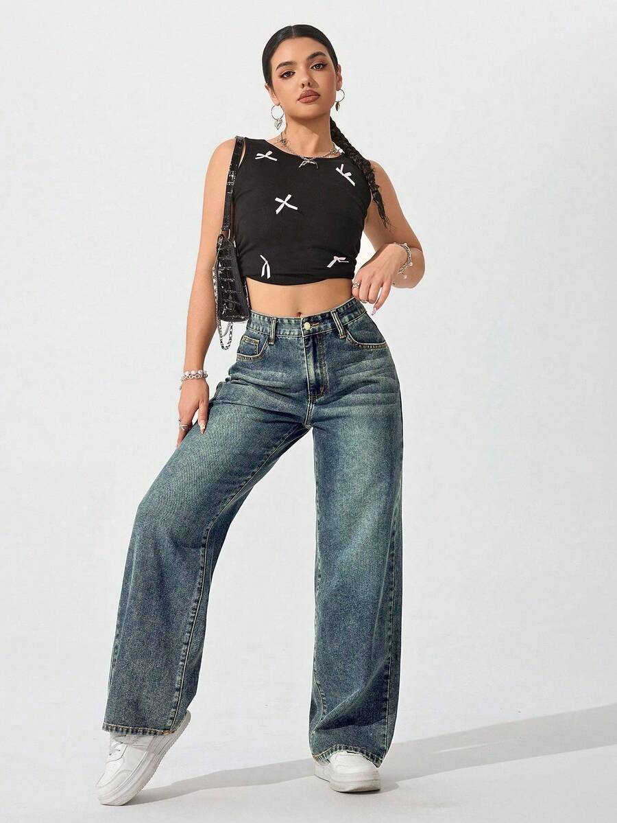 Women's Retro Washed Straight-Leg Jeans – Mid-Waist