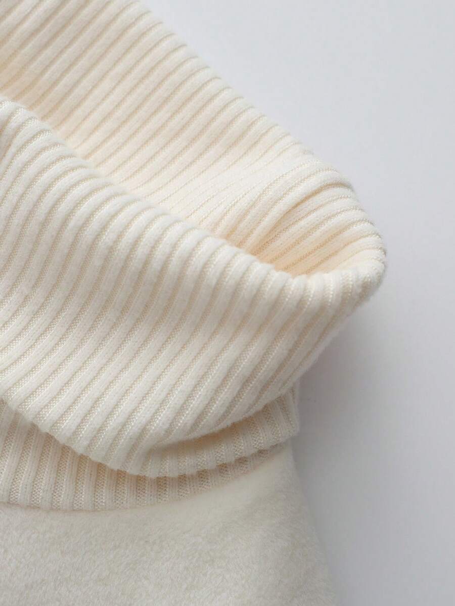 Franclia Cozy Apricot High-Neck Thermal Tee