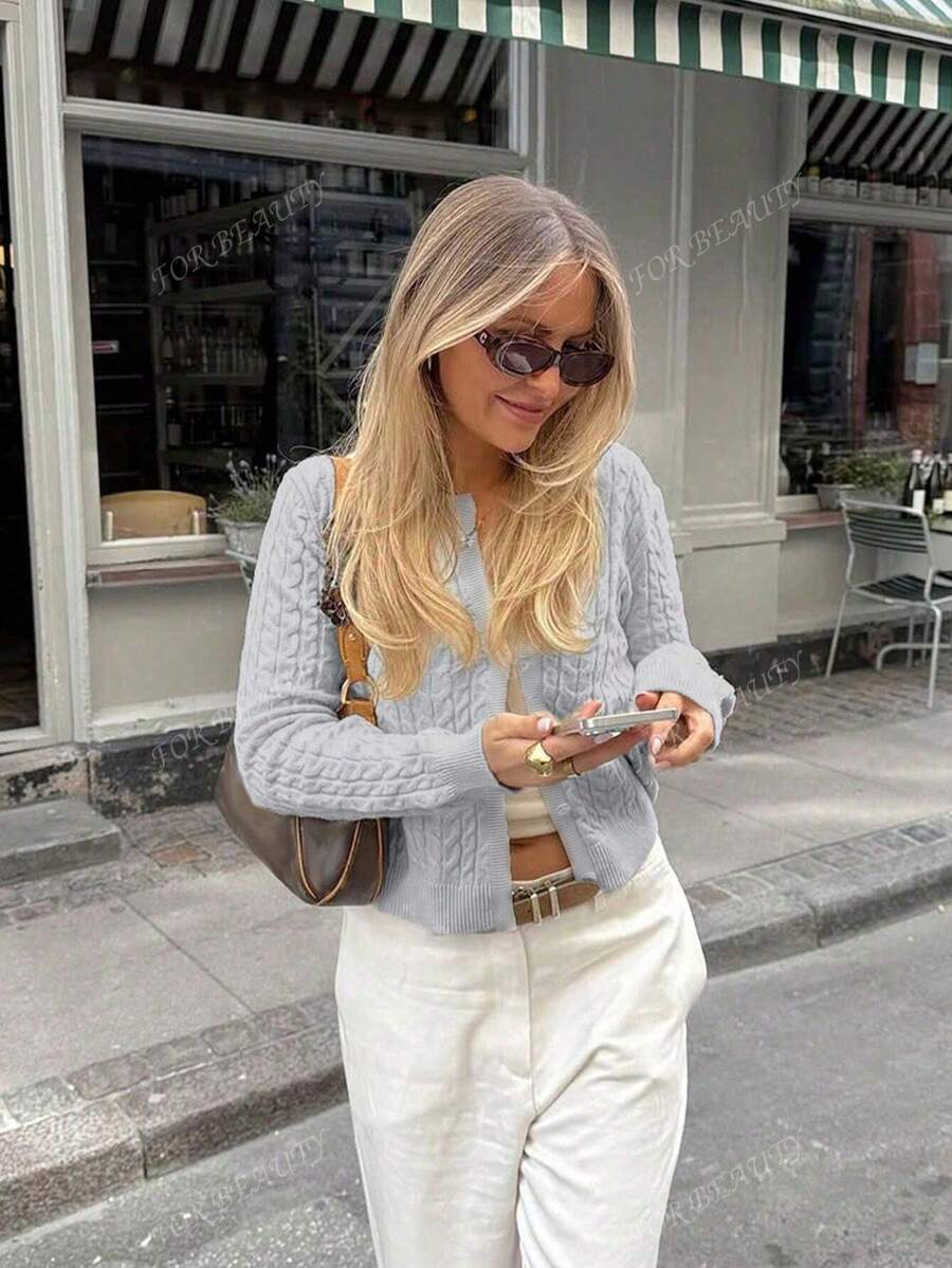 Women's White Round Neck Button-Up Knit Cardigan – Simple & Chic (Autumn/Winter)